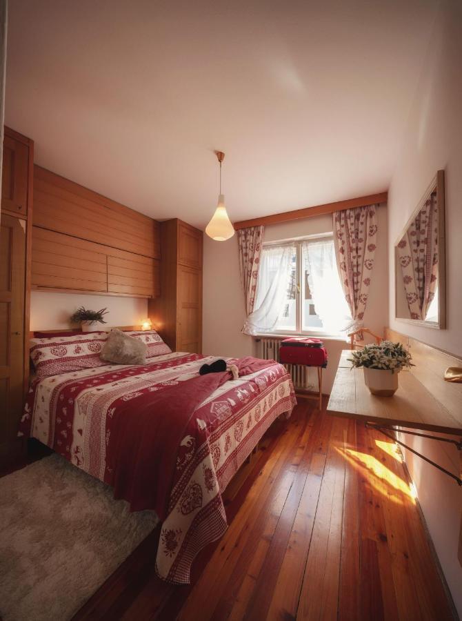 Cortina-House Apartment Cortina d'Ampezzo Exterior photo